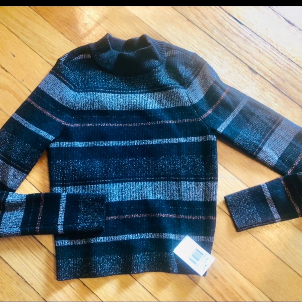 Kendall and Kyle open back sweater crop top